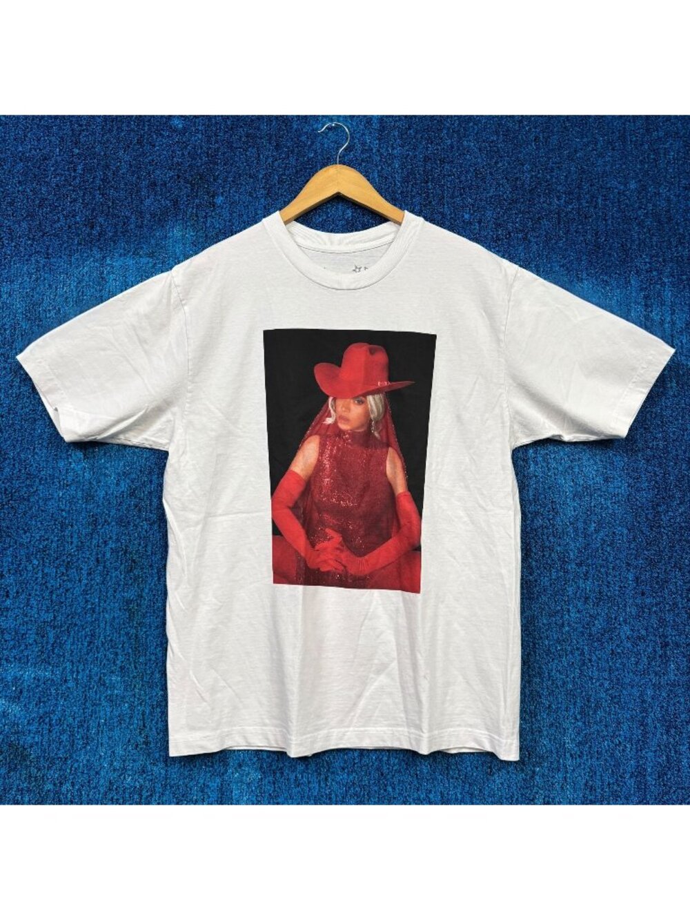 Beyoncé Cowboy Carter Tour Red Queen Los Angeles Show Tee L